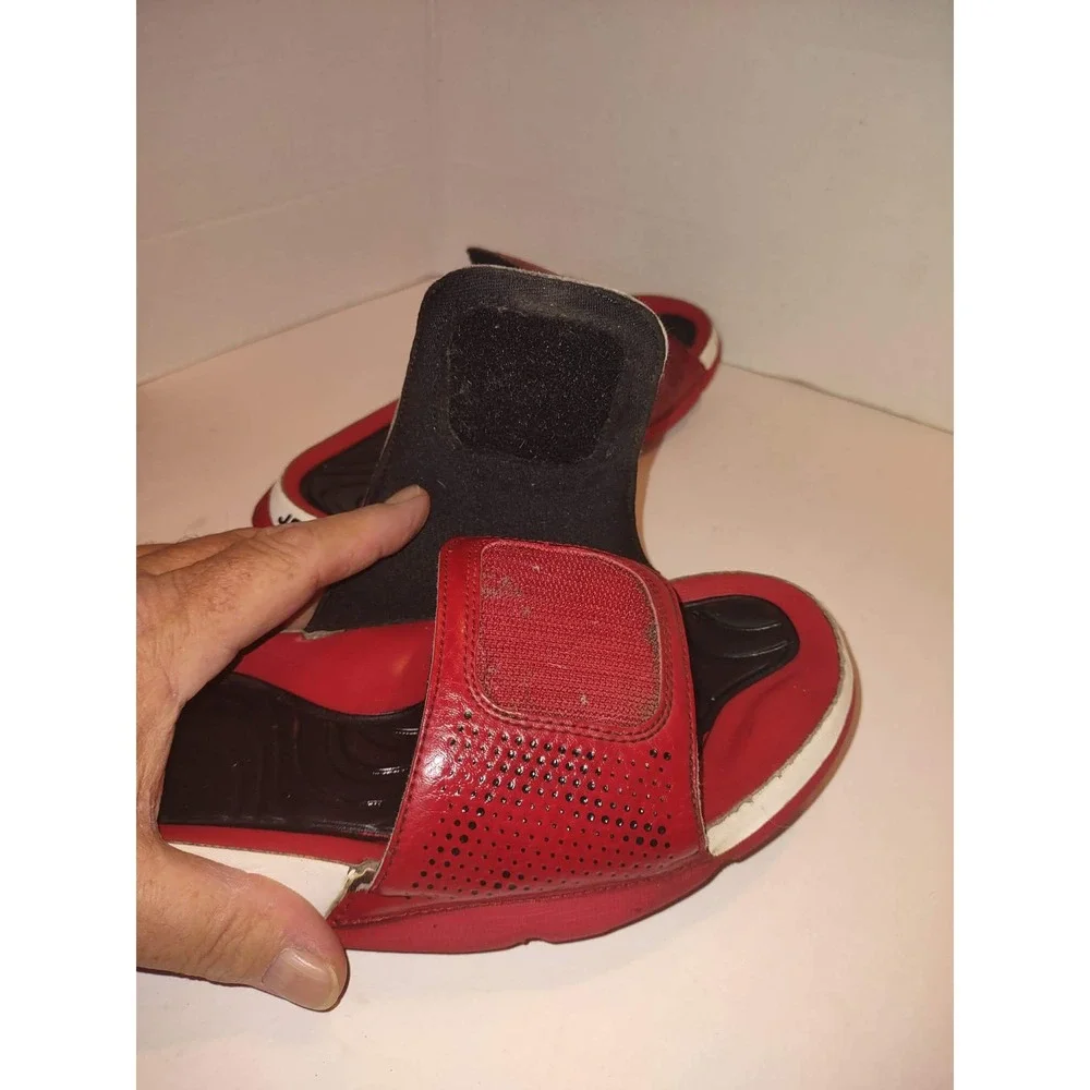 Nike Air Jordan Hydro 5 Mens Slides Gym Red Sandals Size 9 820257-601 Athletic